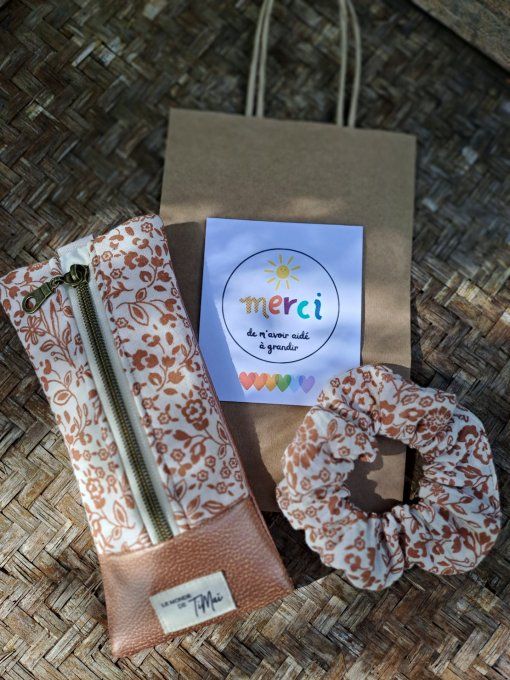 Coffret cadeau Maîtresse - Trousse de Cahier & Chouchou - Léonie 