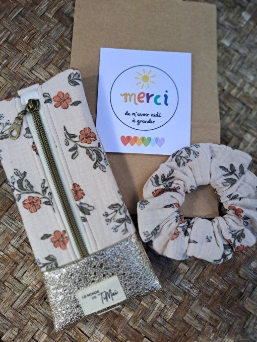 Coffret cadeau Maîtresse - Trousse de Cahier & Chouchou - FLeurie