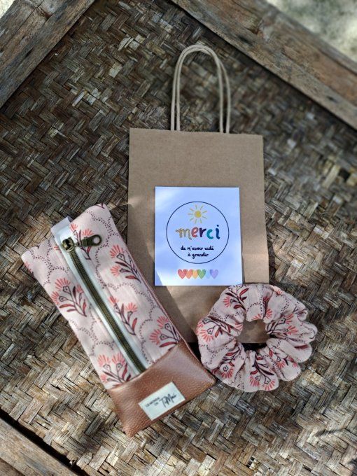 Coffret cadeau Maîtresse - Trousse de Cahier & Chouchou - Mia