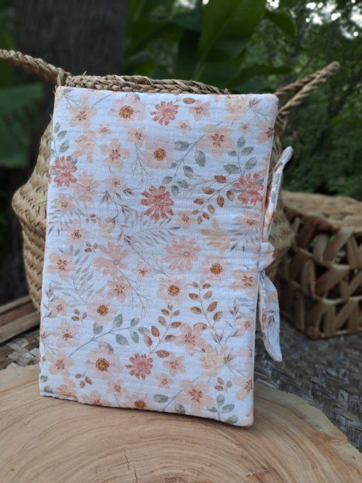 Protège carnet de santé - Jolie fleur 